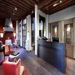 Hotell Dorma Casa De Linajes