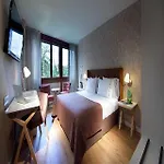 Hotell Dorma Casa De Linajes