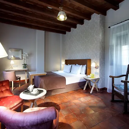 Exe Casa De Linajes Szálloda 3*