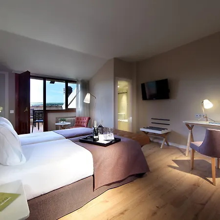 Dorma Casa De Linajes מלון 3*