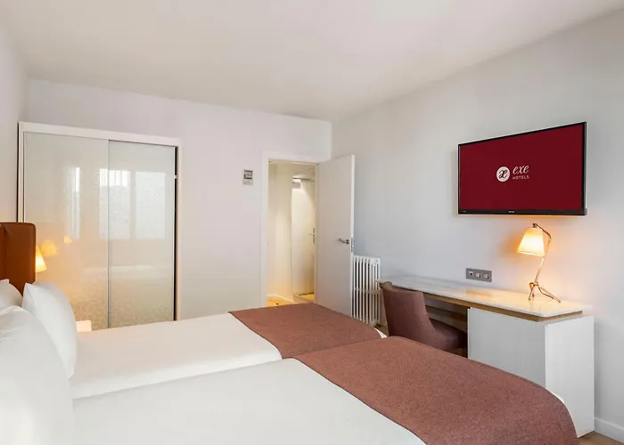 Exe Casa De Linajes Hotel