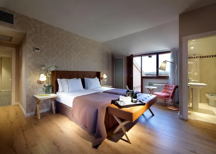 Exe Casa De Linajes Hotel Segovia